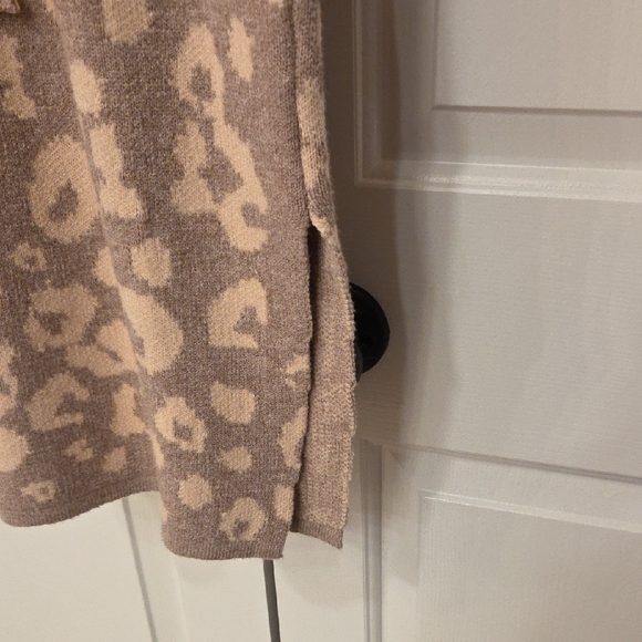 The Clothing Company Tan and Cream Leopard Print Dress - Picture 2 of 4